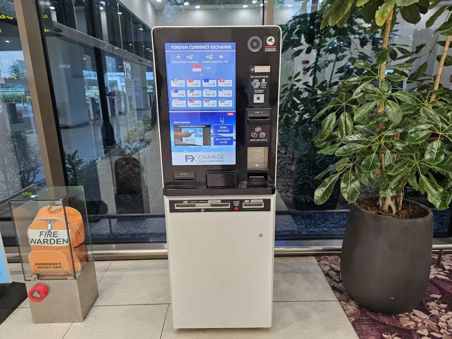 Automatic currency exchange