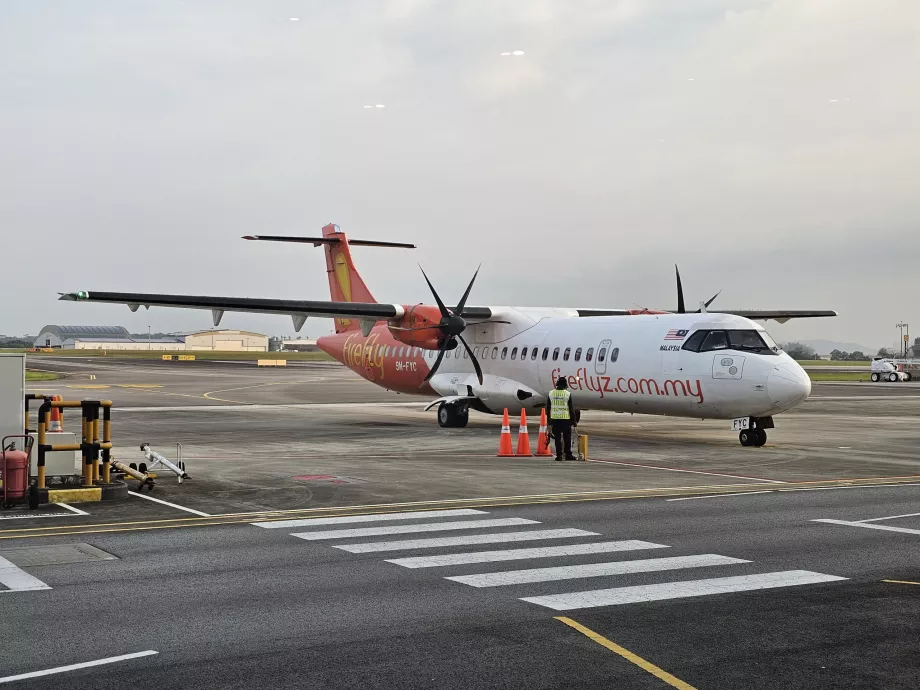 Firefly, ATR72 at Seletar Airport